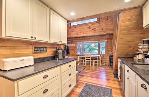 Saranac Lake Cottage | Pet-friendly Adirondack Cabin w/On-site Lake