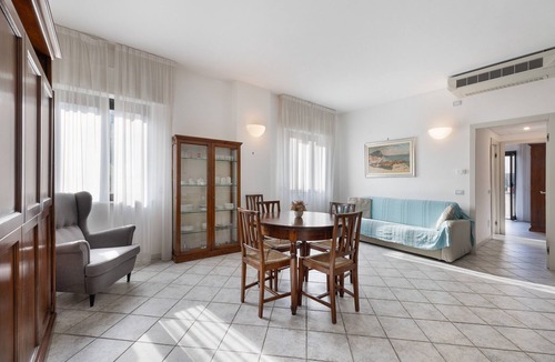 Varigotti Apartment | Pet-Friendly Apartment "12 Mehari" with Balcony & Wi-Fi