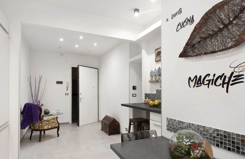 Boccadasse Apartment | Pet-friendly apartment 'Casa delle Sirene a Boccadasse' with Wi-Fi