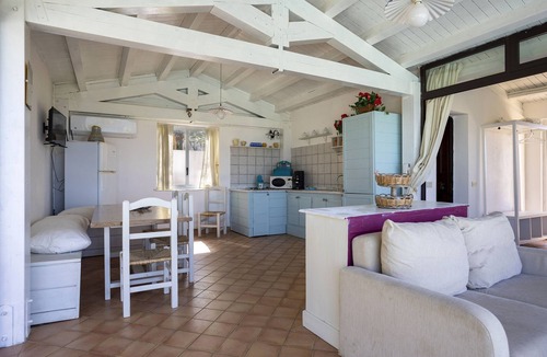 Marsala Villa | Pet-Friendly Apartment 'Villa a Marsala' with Sea View & Pool