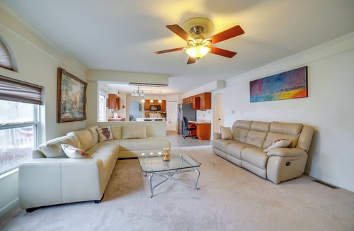New Kensington House | Pet-Friendly Apollo Home w/Furnished Deck!