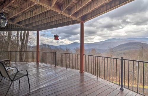 Burnsville Apartment | Pet-Friendly Apt w/Views in Pisgah Nat’l Forest!
