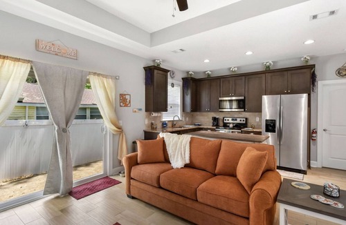 Epworth Acres Cottage | Pet friendly, beautiful mid island cottage only 3 miles from the beach!
