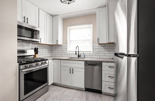 Indianapolis House | Pet-Friendly Broad Ripple Home W/Fenced Backyard