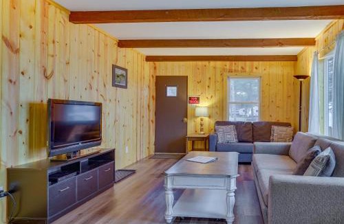 Mauston House | Pet-Friendly Cabin Retreat: Wisconsin River Access