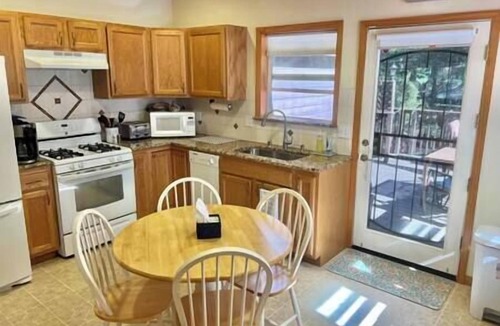 Twain Harte House | Pet Friendly Cabin ~ Twain Harte