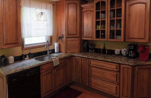 Rockbridge Cabin | Pet Friendly Cabin with Hot Tub | Firepit | Hiking