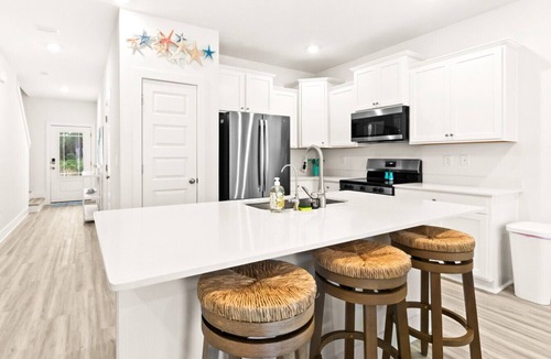 Santa Rosa Beach Villa | Pet Friendly Coastal Retreat Near 30A Beaches