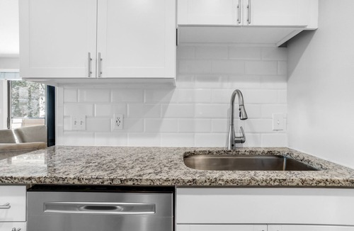 Miramar Beach Cottage | Pet Friendly Condo-Comm Pool-Short Walk 2 Beach