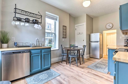 East Walnut HIlls Condo | Pet-Friendly Condo w/Deck ~ 3 Mi to Dtwn!
