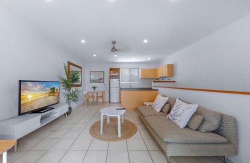 Cannonvale Apartment | PET FRIENDLY Coolview