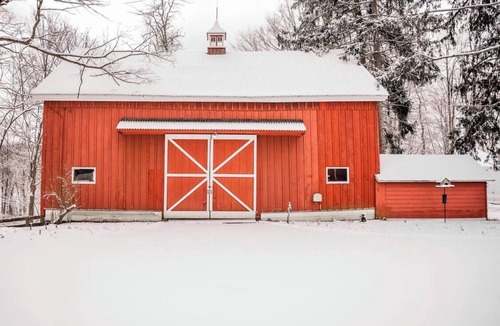 Millbrook Cottage | Pet-friendly Cottage at Historic Millbrook Farm Estate