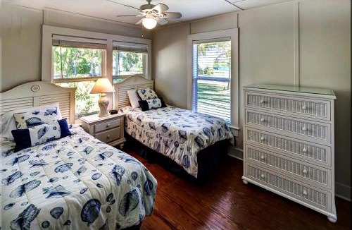Captiva House | Pet-Friendly Cottage with Private Pool and Dock Access