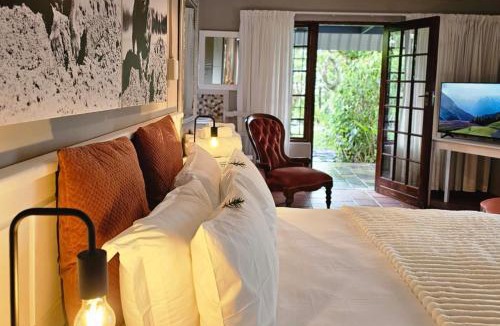 Witelsbos Apartment | Pet-Friendly Courtyard Suite Tsitsikamma Gardens
