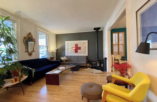 Hudson House | Pet friendly, cozy home walking distance to everything Hudson has to offer.