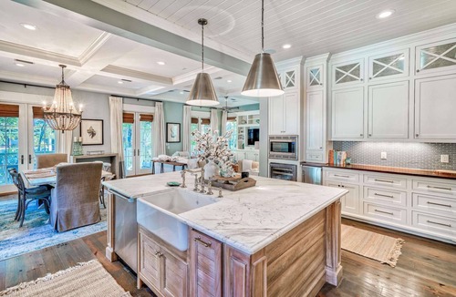 Watercolor House | Pet Friendly Designer Gem with LSV and Bikes 100 Yards to Camp WaterColor