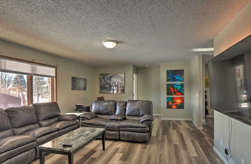 Des Moines House | Pet-Friendly Des Moines Retreat w/ Game Room!
