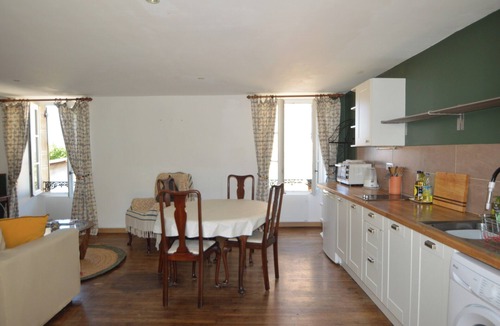 Badefols-d'Ans Cottage | Pet-Friendly Dordogne Getaway for two people!