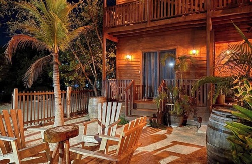 Isla Holbox Apartment | Pet-Friendly Eco Room · 2 Blks to Ferry · Holbox
