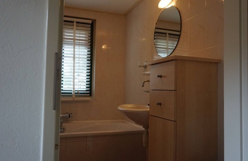 Eibergen House | Pet-friendly farmhouse with a lot of privacy in a lakeside beach