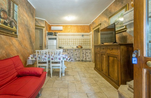 Roccastrada Villa | Pet-Friendly Finca Olivos with Mountain View, Pool, Garden & Wi-Fi