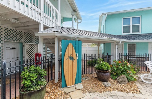 Flagler Beach Condo | 🐾Pet Friendly Flagler Beach Studio | Pool | Plaza Caribe 8 Beach Bliss🌴