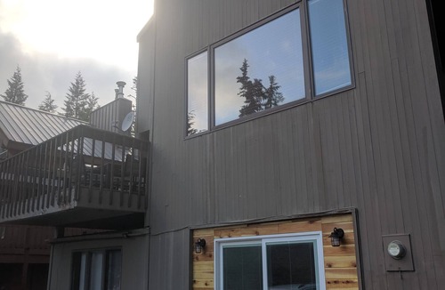 Government Camp House | Pet-friendly Govy Mountain Chalet!