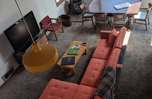 Government Camp House | Pet-friendly Govy Mountain Chalet!