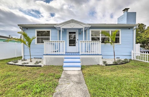 Gulfport House | Pet-Friendly Gulfport Home < 2 Mi to Beach
