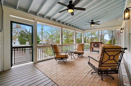 Athens House | Pet Friendly Herty House (Upper Level Only)