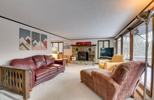 Montgomery Center House | Pet-Friendly Home w/Deck: 4 Mi to Jay Peak Resort