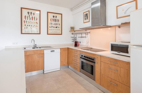 Estellencs House | Pet-Friendly Holiday Home 'Sa Vinya' with Sea View, Pool & Wi-Fi