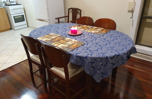 Morphett Vale House | Pet friendly Home in Morphett Vale Adelaide South close to great Beaches 24 hrs
