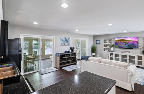 Linn Creek House | Pet-friendly Home, Great Dock, Waterfront, Lake Views, Boat Slip