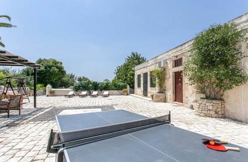 Rosolini House | Pet friendly home in Rosolini SR