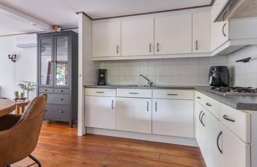 Erm House | Pet friendly home in Erm