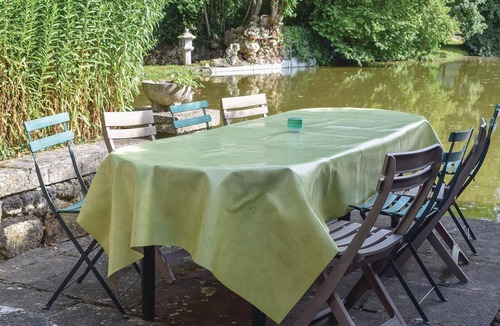 Beaumontel House | Pet friendly home in Beaumontel
