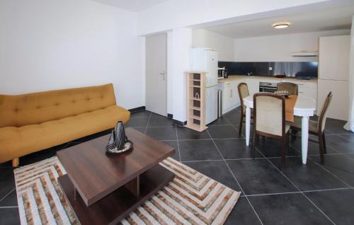 Saint-Peray House | Pet Friendly Home In Saint-Péray With Sauna