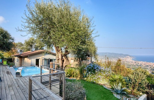 Gorleri House | Pet friendly home in Diano Marina