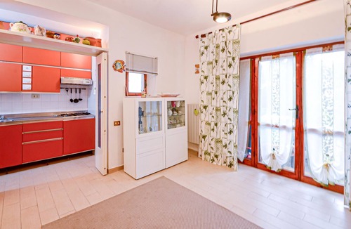 Quercianella House | Pet friendly home in Quercianella with WiFi