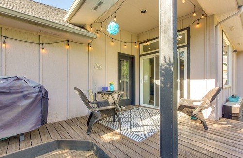 Springfield Cottage | Pet-friendly Home w/Yard, 2 Mi to Autzen Stadium