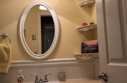 Largo House | Pet Friendly home with hot tub and access to Taylor Park
