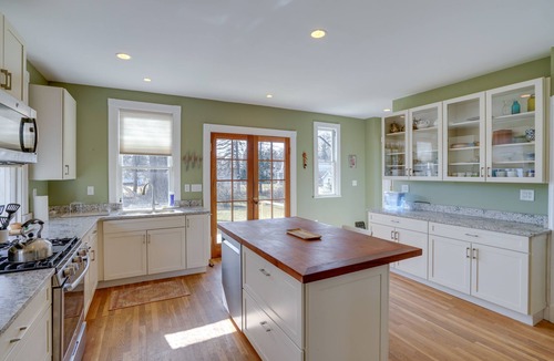 Claverack-Red Mills House | Pet-Friendly Hudson Home Near Won Dharma Center!