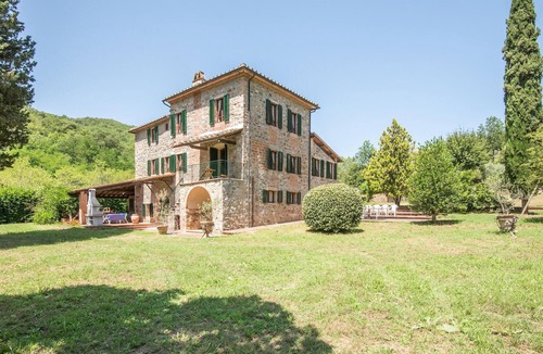 Gaiole in Chianti House | Pet friendly home in Gaiole in Chianti