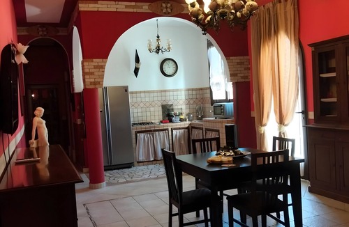 Monteroni di Lecce House | Pet-friendly holiday home "Villa Chanel" with pool and terraces