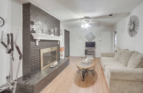 Jackson House | Pet-Friendly Jackson Home w/Large Fenced Yard!
