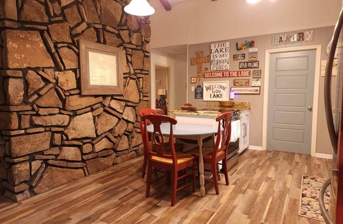Bee Branch House | Pet-Friendly Lakefront Getaway with Swim Cove