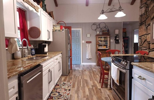 Bee Branch House | Pet-Friendly Lakefront Getaway with Swim Cove