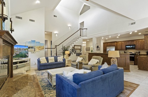 Lawton Woods House | PET FRIENDLY & LARGE PRIVATE POOL! Sea Pines - Sleeps 12!