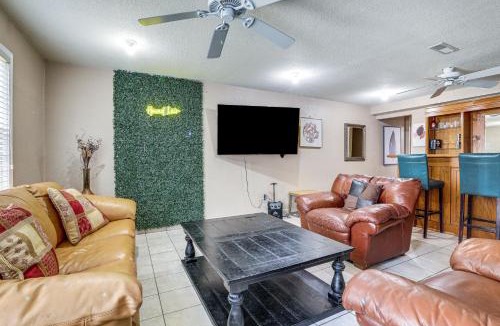 Lilburn Apartment | Pet-Friendly Lilburn Duplex w/Patio & Grills!